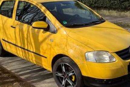 VW Fox 122.000 km 2.250 &euro; Wuppertal, Stadt 42349
