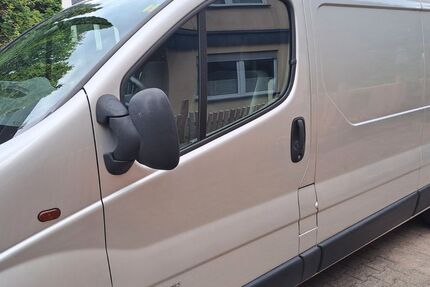 Opel Vivaro 168.000 km 8.300 &euro; Essen 45219