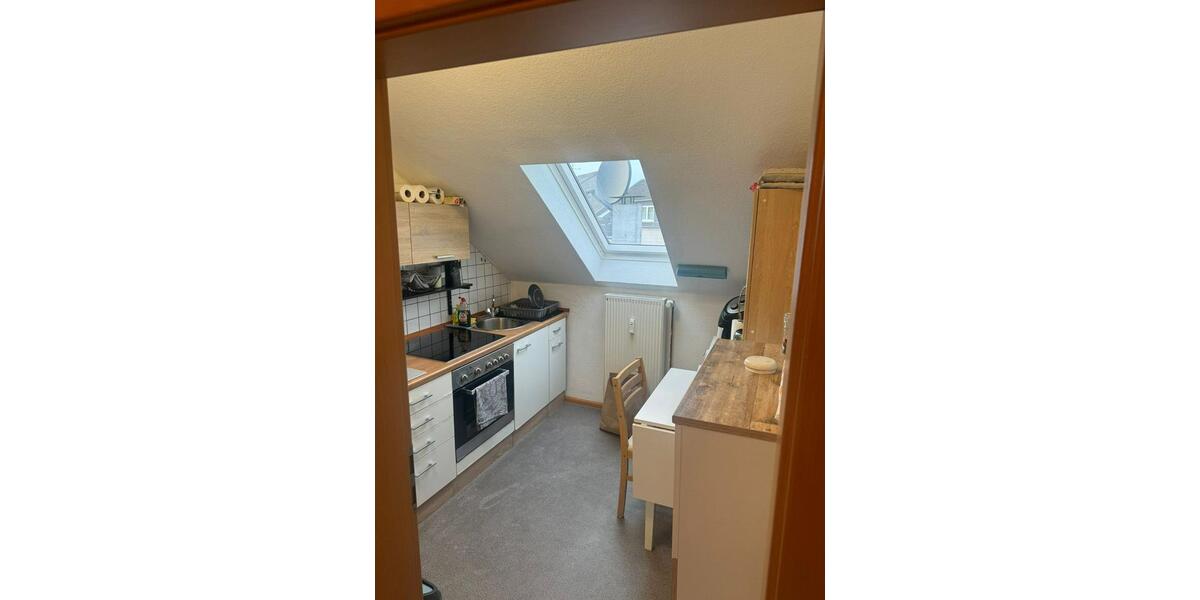 Dachgeschoßwohnung Duisburg Essenberg - 2 Zimmer, 55 m&sup2;, 500&euro; | Angebot:25479675