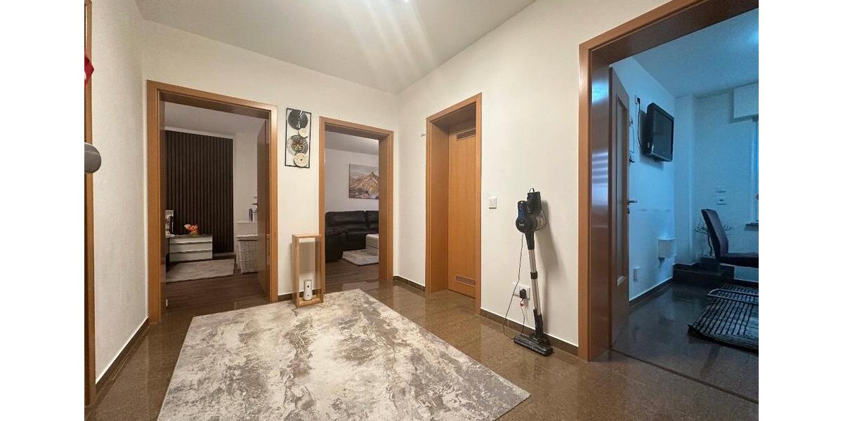 Erdgeschoßwohnung Essen Stadtbezirk V - 6 Zimmer, 120 m&sup2;, 290.000&euro; | Angebot:27029629