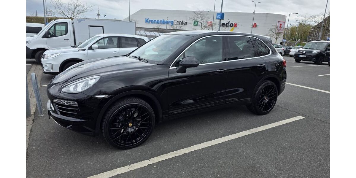 Porsche Cayenne 207.000 km 18.499 &euro; Essen 45219