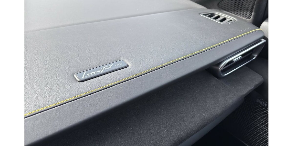 Lotus Emira Limited 1 of 12 Edition DSG Alcantara 7.000 km 61.900 &euro; Wuppertal 42327
