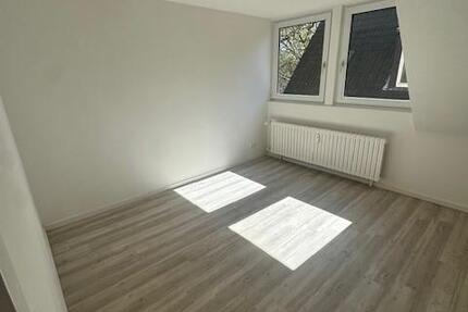 Wohnung Duisburg Mittelmeiderich - 3 Zimmer, 48 m&sup2;, 336&euro; | Angebot:26115879