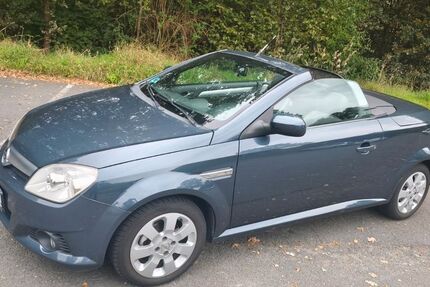 Opel Tigra 187.000 km 2.800 &euro; Bottrop 46244