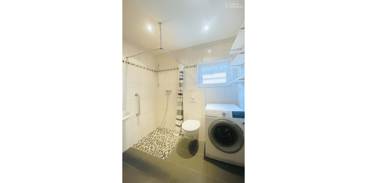 Familienfreundliches Zweifamilienhaus mit schönem Gartenparadies 6 zimmer