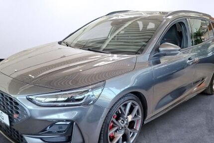 Ford Focus 15.894 km 36.890 &euro; Gelsenkirchen 45891
