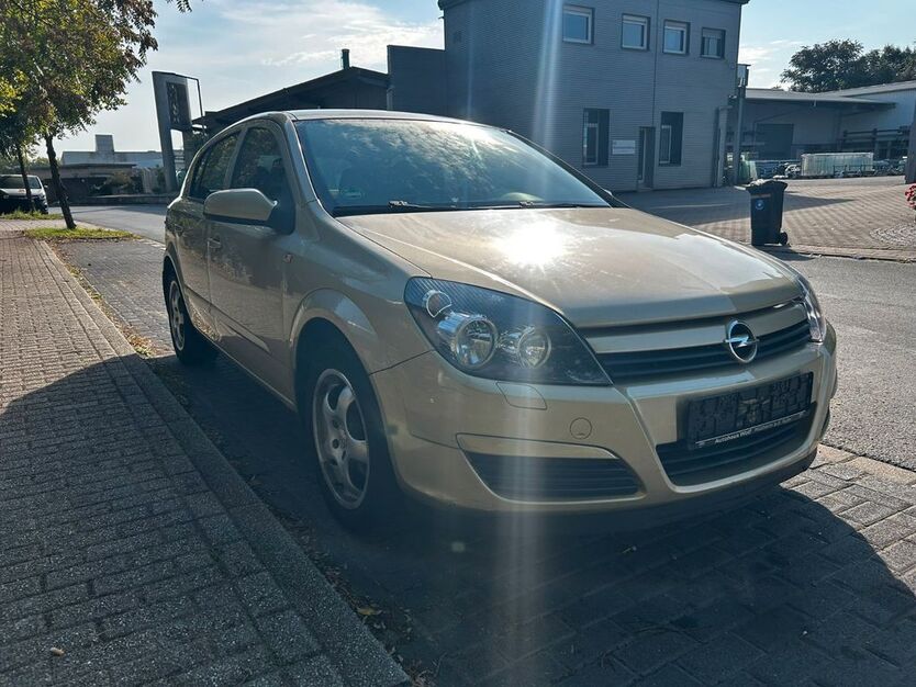 Opel Astra 255.727 km 2.500 € Duisburg 47137