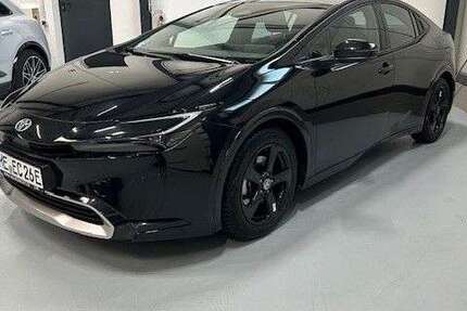 Toyota Prius 29.999 km 35.889 &euro; Haan 42781