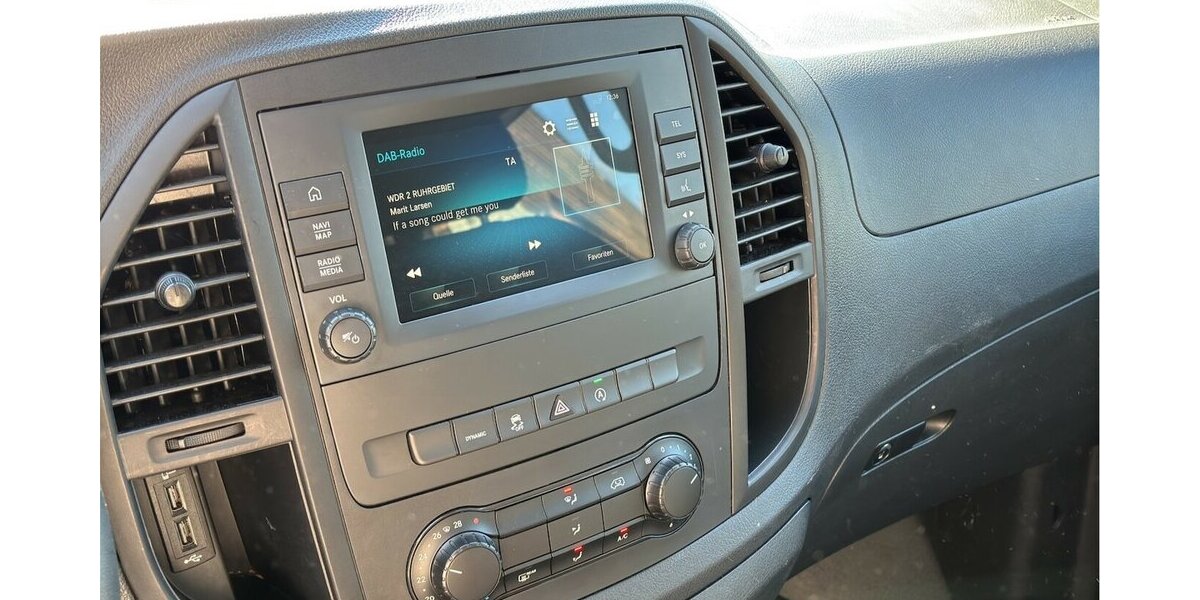 Mercedes-Benz Vito Pro 114 CDI lang Tourer Navi Kamera Autom 129.987 km 25.900 &euro; Wuppertal 42327