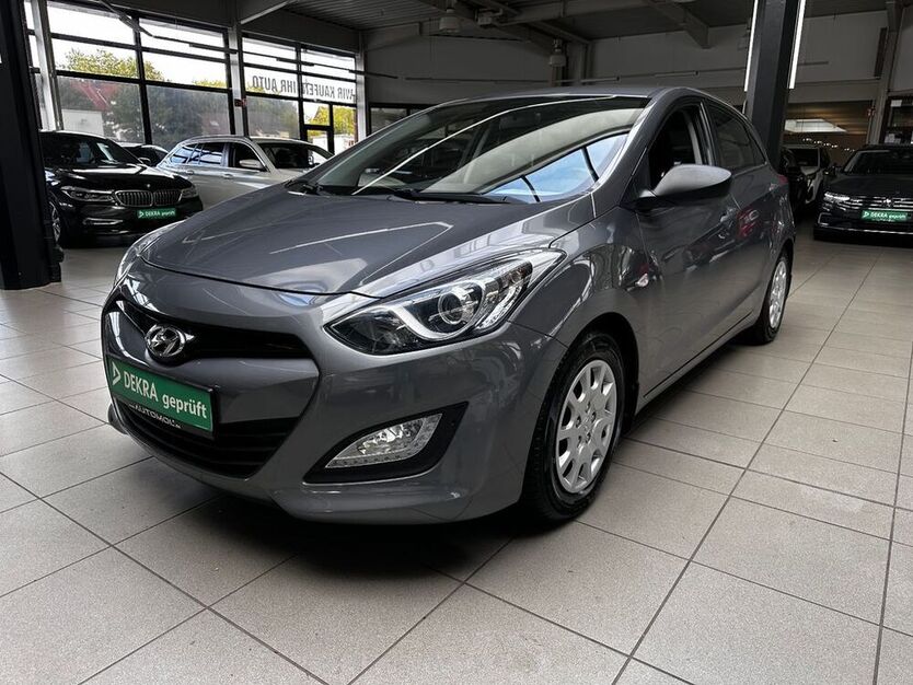 i30