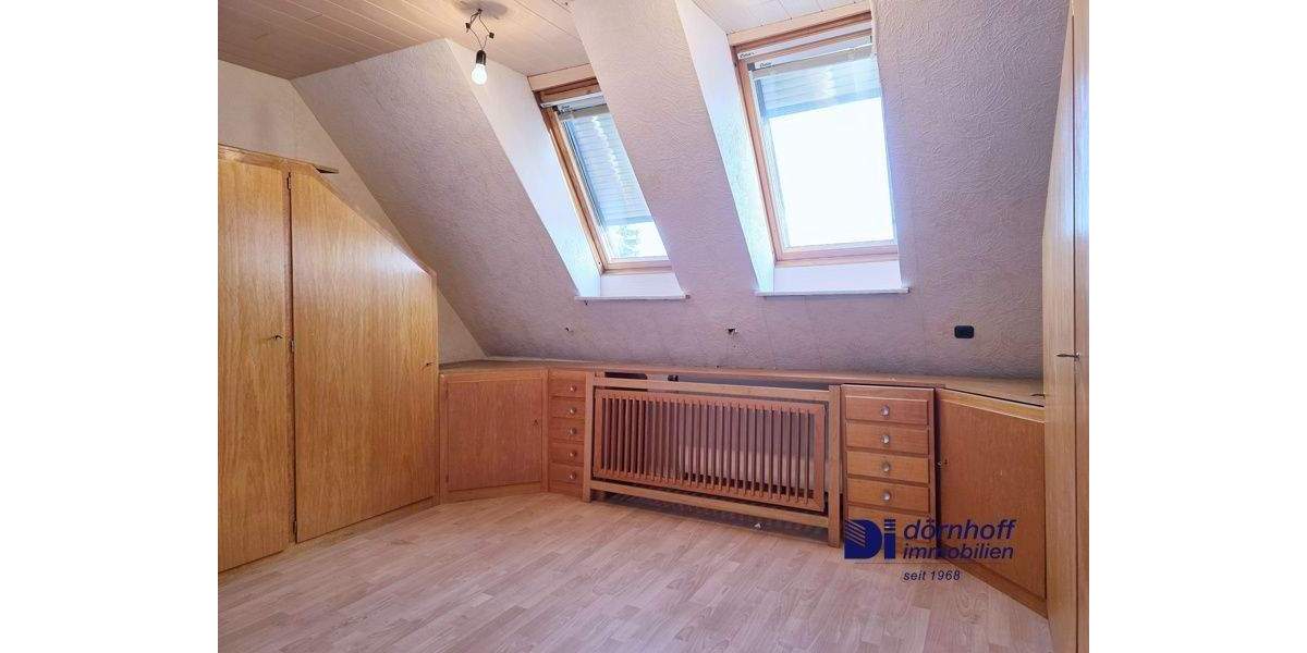 Reihenmittelhaus Dortmund / Dorstfeld Dorstfeld - 7 Zimmer, 139 m&sup2;, 390.000&euro; | Angebot:24470342