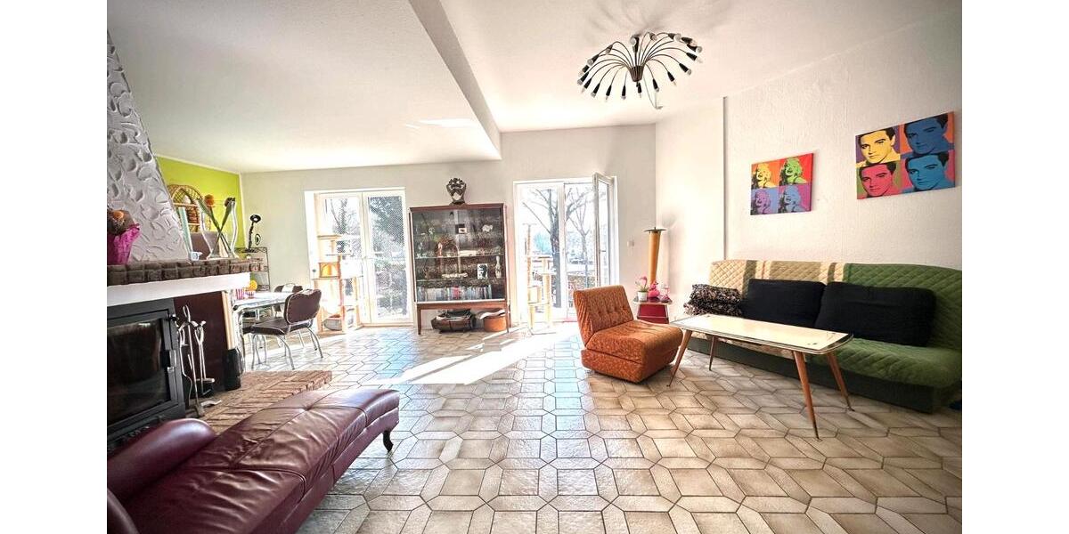 Eigentumswohnung EG Altbau 4,5 Zi. Garten Stadtnah 4.5 zimmer