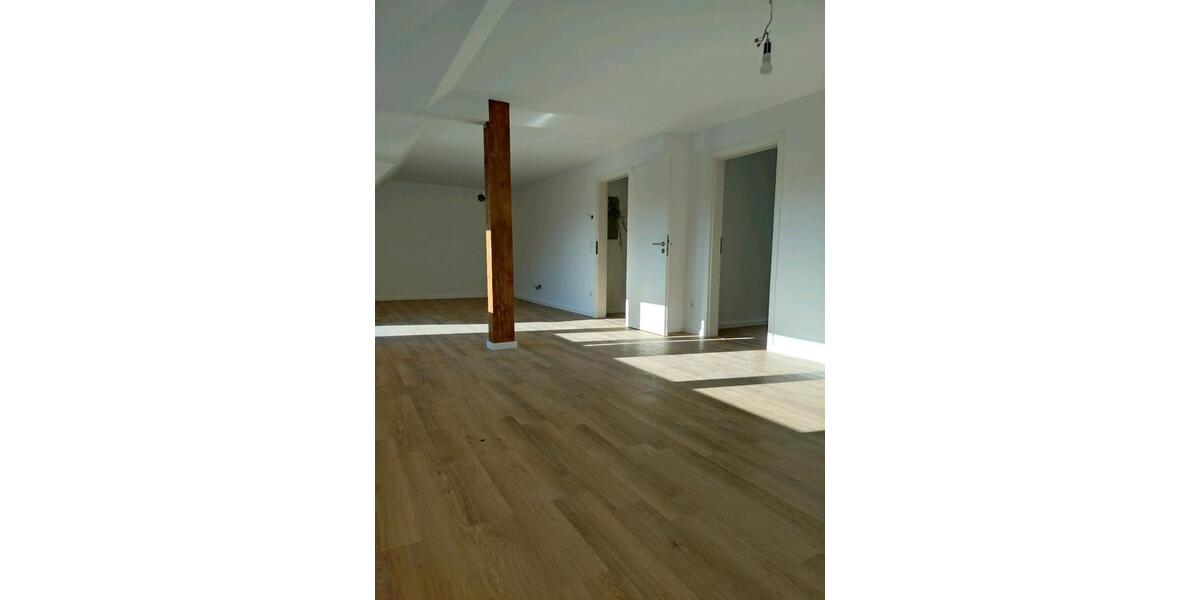 Etagenwohnung Bochum Querenburg - 2 Zimmer, 80 m&sup2;, 1.050&euro; | Angebot:25838734