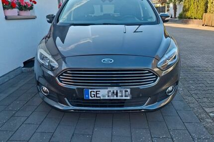 Ford S-Max 164.736 km 9.999 &euro; gelsenkirchen 45896