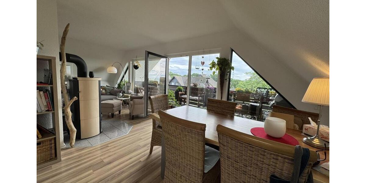 Dachgeschoßwohnung Haan - 4 Zimmer, 100 m&sup2;, 1.200&euro; | Angebot:26408972