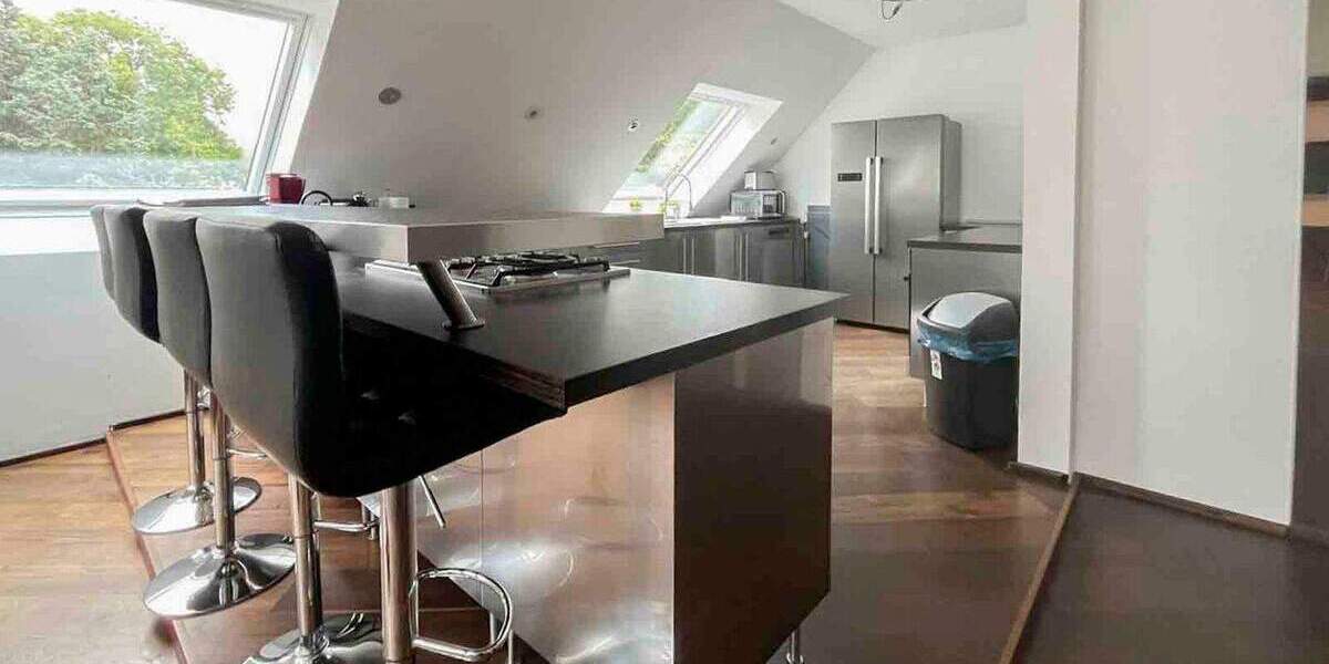 Exklusive Maisonette-Eigentumswohnung mit Sauna, großer Terrasse und außergewöhnlicher Architektur 5 zimmer