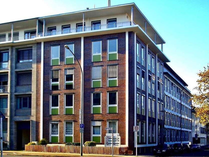 Büro in Essen 2.200 € 221 m²