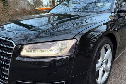 Audi A8 224.870 km 23.200 &euro; Essen 45276