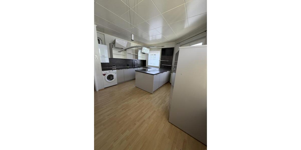 Etagenwohnung Wuppertal Gemarkung Langerfeld - 4 Zimmer, 99 m&sup2;, 220.000&euro; | Angebot:27467550