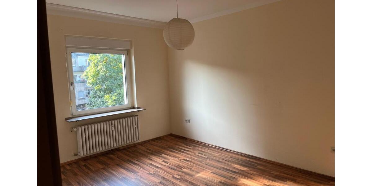 Schöne 3 Zimmer Wohnung in DU-Rheinhausen, 2.OG mit Balkon 3 zimmer