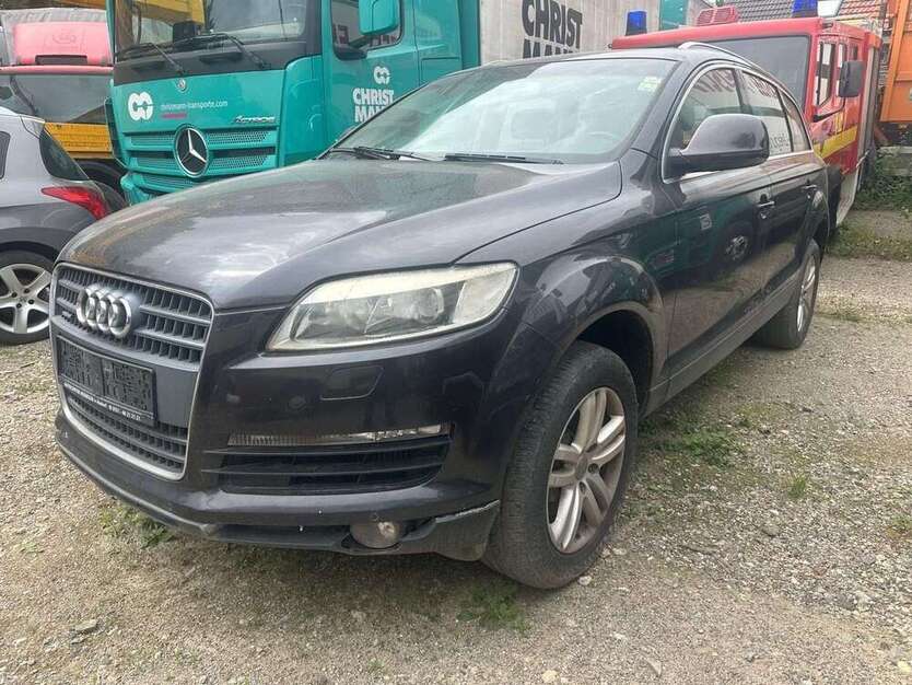 Q7