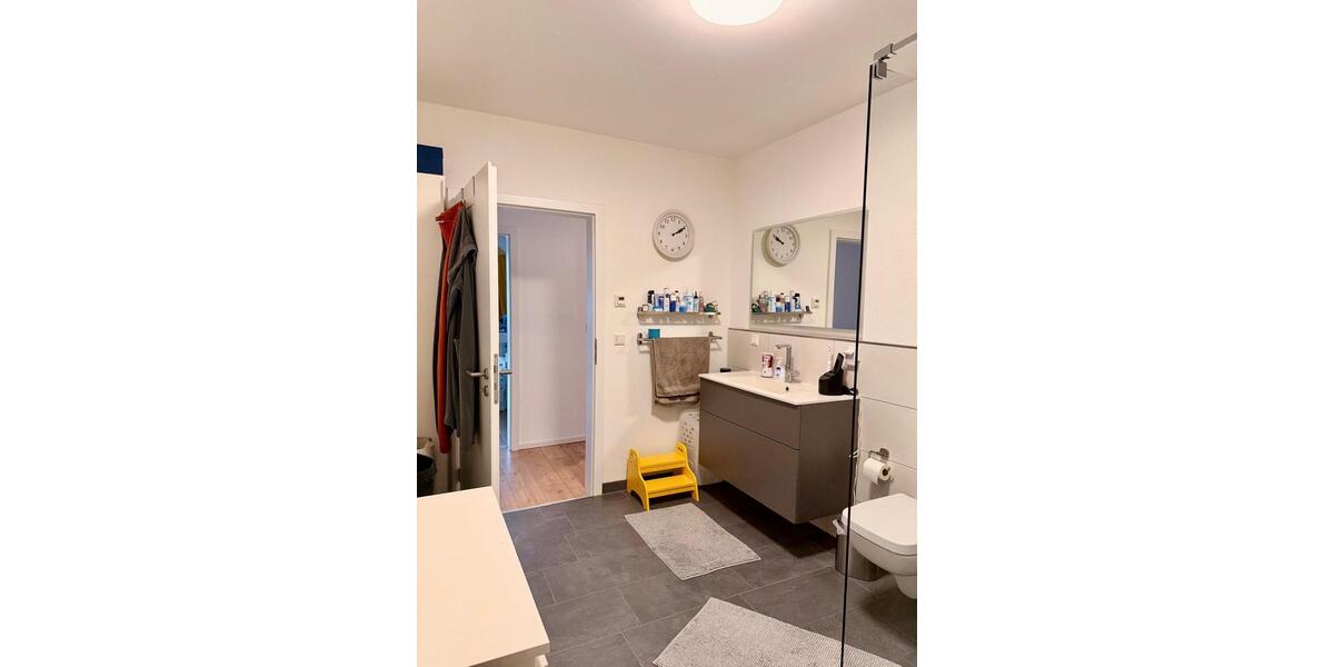 Barrierearme Erdgeschosswohnung mit Terrasse, Garten etc. 3 zimmer