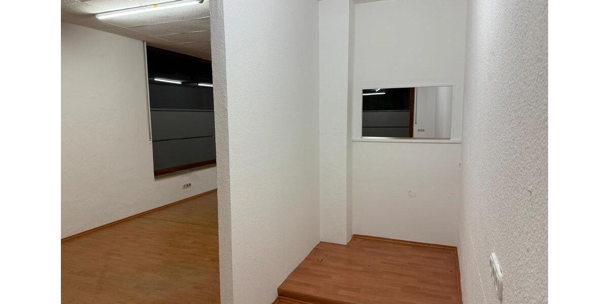 Gewerbeobjekt Essen Stadtbezirk III - 700&euro; | Angebot:26439366