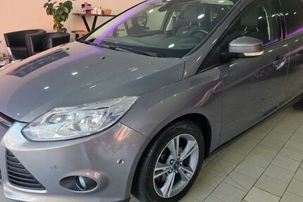 Ford Focus 95.000 km 5.690 &euro; Recklinghausen 45661