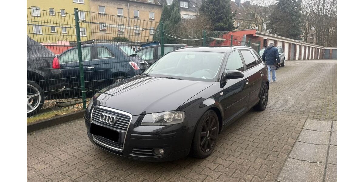 Audi A3 299.000 km 2.800 &euro; Essen 45143