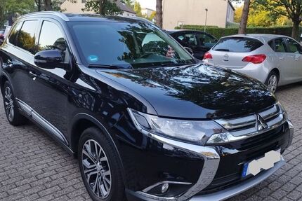 Mitsubishi Outlander 145.000 km 12.300 &euro; Essen 45277