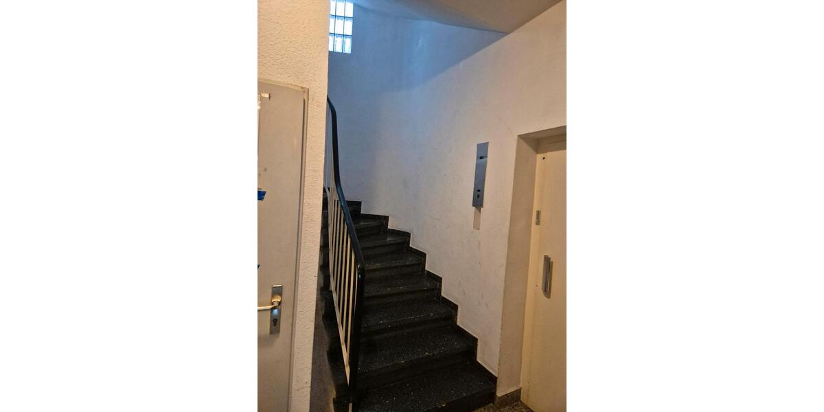 Etagenwohnung Bochum - 2 Zimmer, 37 m&sup2;, 590&euro; | Angebot:26446374