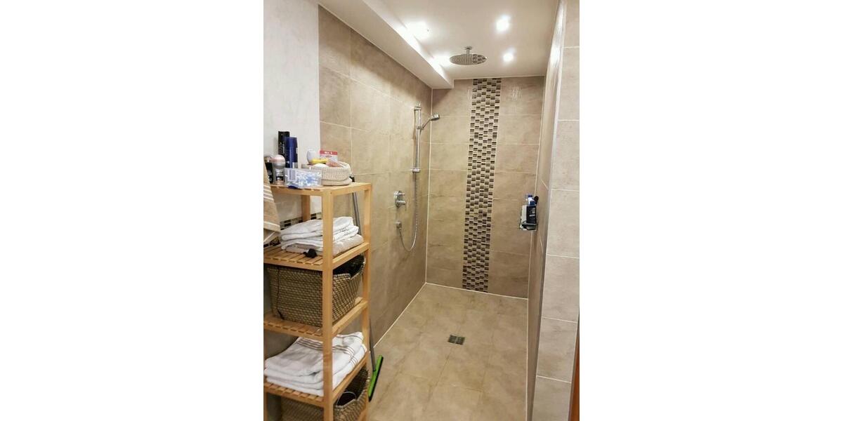 Etagenwohnung Wuppertal Gemarkung Langerfeld - 3 Zimmer, 160 m&sup2;, 2.180&euro; | Angebot:26416921