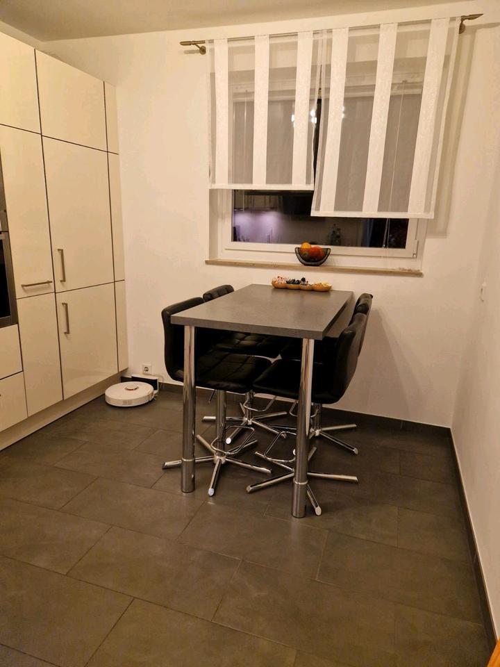 Traumhafte 3-Zimmer-Wohnung mit Balkon, Garage zu verkaufen. zimmer