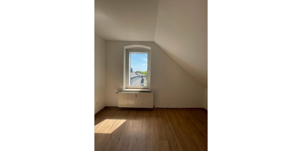 Dachgeschoßwohnung Bochum Bochum-Südwest - 2 Zimmer, 49 m&sup2;, 545&euro; | Angebot:25484266