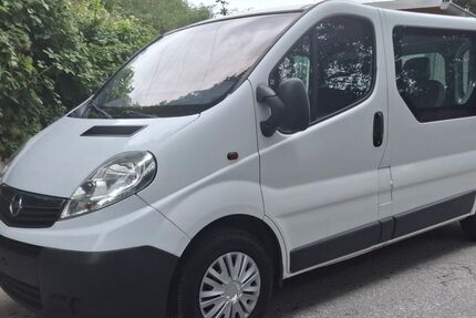 Opel Vivaro 374.798 km 7.499 &euro; Duisburg 47167