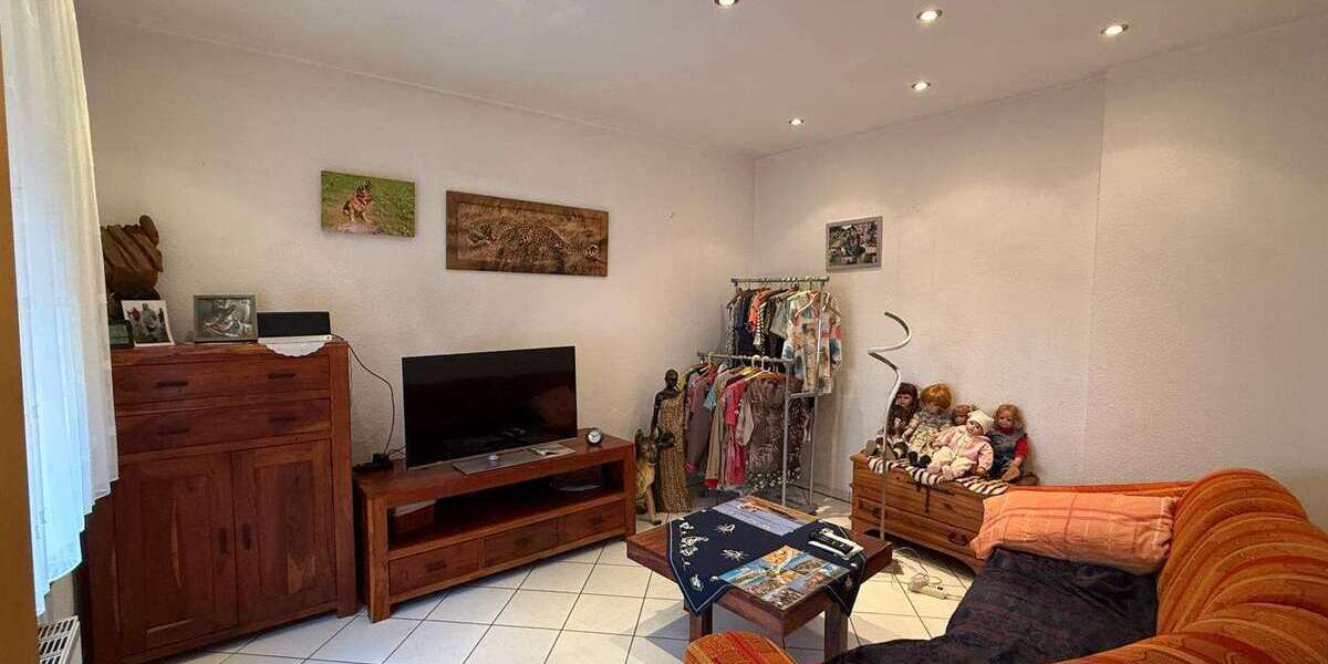 Einfamilienhaus Gladbeck Alt-Rentfort - 4.5 Zimmer, 120 m&sup2;, 1.200&euro; | Angebot:26512507
