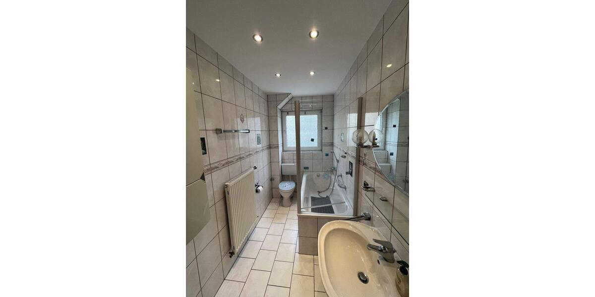 Etagenwohnung Essen Frintrop - 3 Zimmer, 61 m&sup2;, 569&euro; | Angebot:25803997