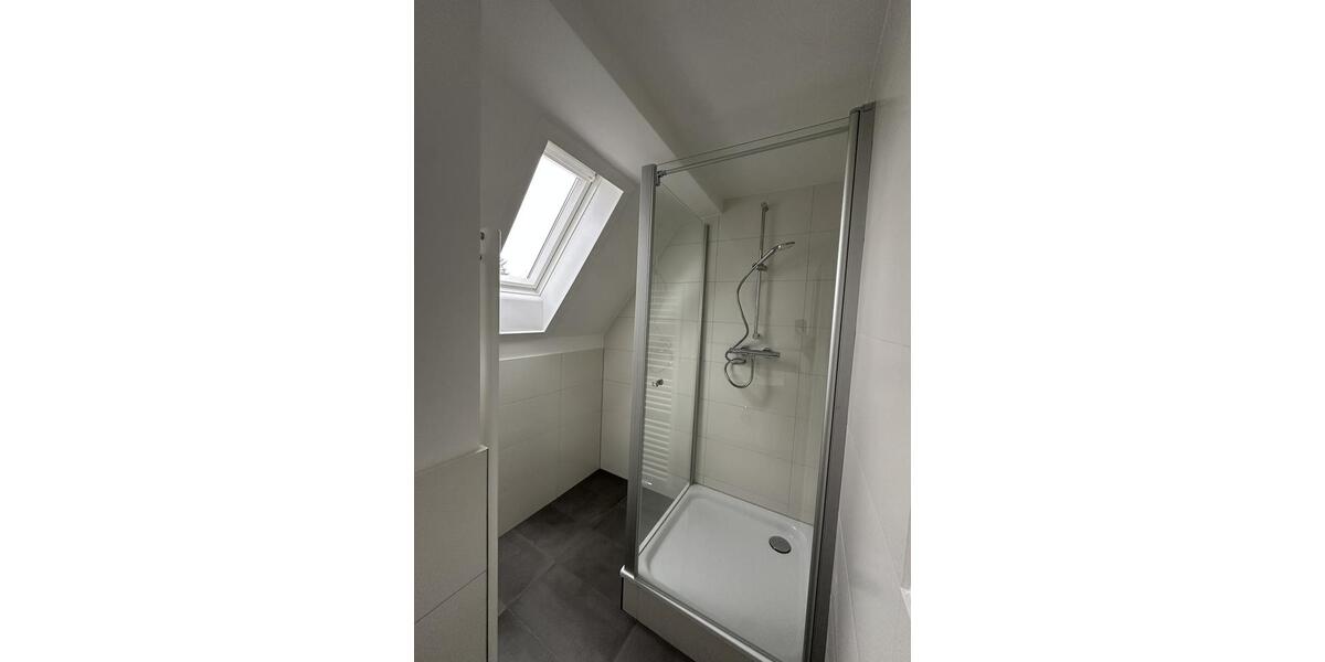 Dachgeschoßwohnung Bottrop - 2.5 Zimmer, 48 m&sup2;, 433&euro; | Angebot:25434223