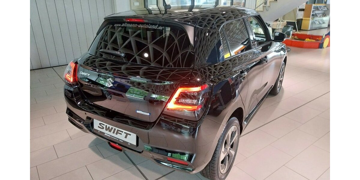 Suzuki Swift Comfort+ Allgrip Hybrid 6.000 km 21.980 &euro; HAAN 42781