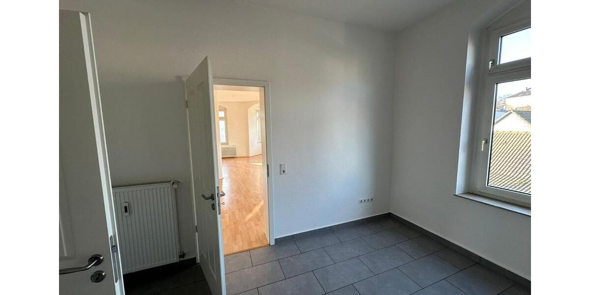Altbau 4 Zimmer Wohnung in der Innenstadt! 4 zimmer