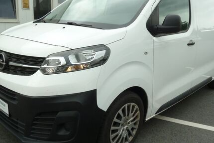 Opel Vivaro 159.000 km 11.800 &euro; Duisburg 47269