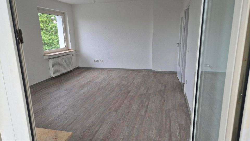 Etagenwohnung Bochum Günnigfeld - 3.5 Zimmer, 74 m&sup2;, 955&euro; | Angebot:26446360