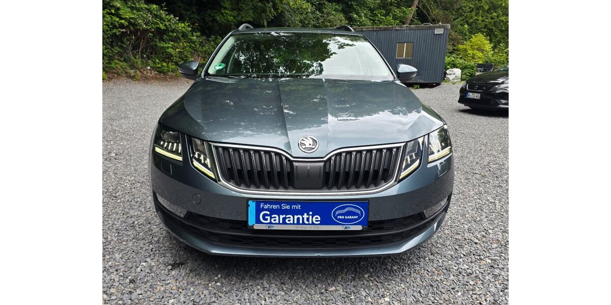 Skoda Octavia 128.500 km 11.899 &euro; Wuppertal 42115