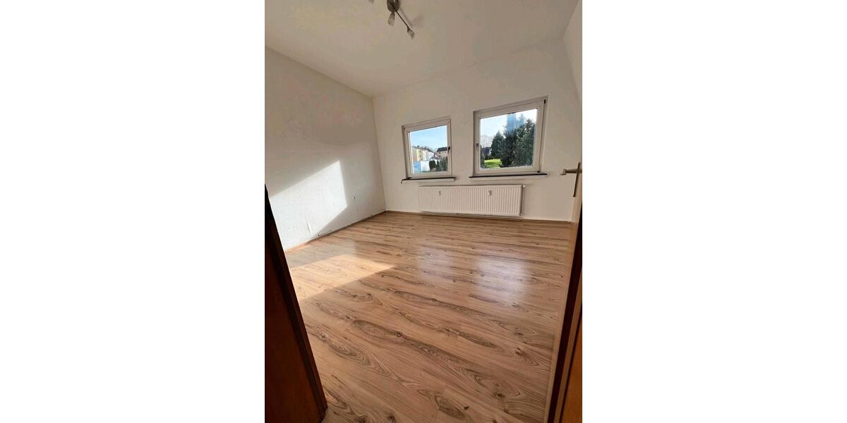Etagenwohnung Witten Annen - 3 Zimmer, 65 m&sup2;, 455&euro; | Angebot:25806838