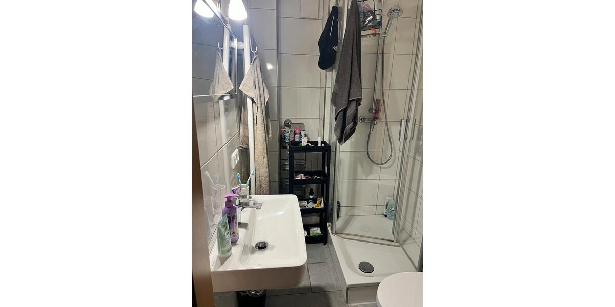 Erdgeschoßwohnung Duisburg Mittelmeiderich - 2 Zimmer, 58 m&sup2;, 370&euro; | Angebot:25870104