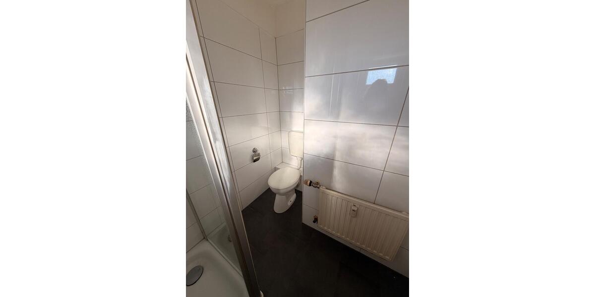 Etagenwohnung Essen Stadtbezirk IV - 1 Zimmer, 28 m&sup2;, 350&euro; | Angebot:26414697