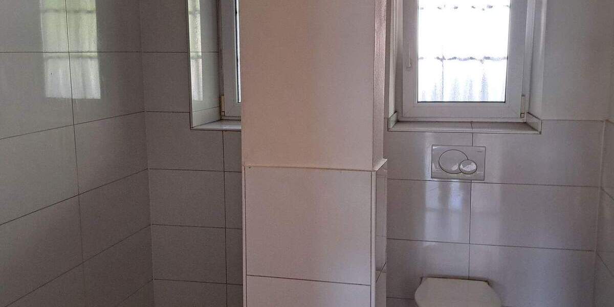 Etagenwohnung Duisburg Altstadt - 2 Zimmer, 67 m&sup2;, 550&euro; | Angebot:26451627