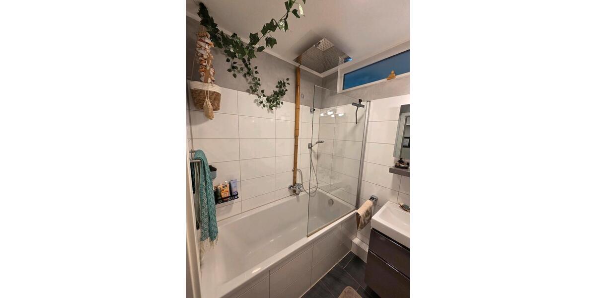 Etagenwohnung Duisburg Angerhausen - 3.5 Zimmer, 70 m&sup2;, 199.990&euro; | Angebot:26765874