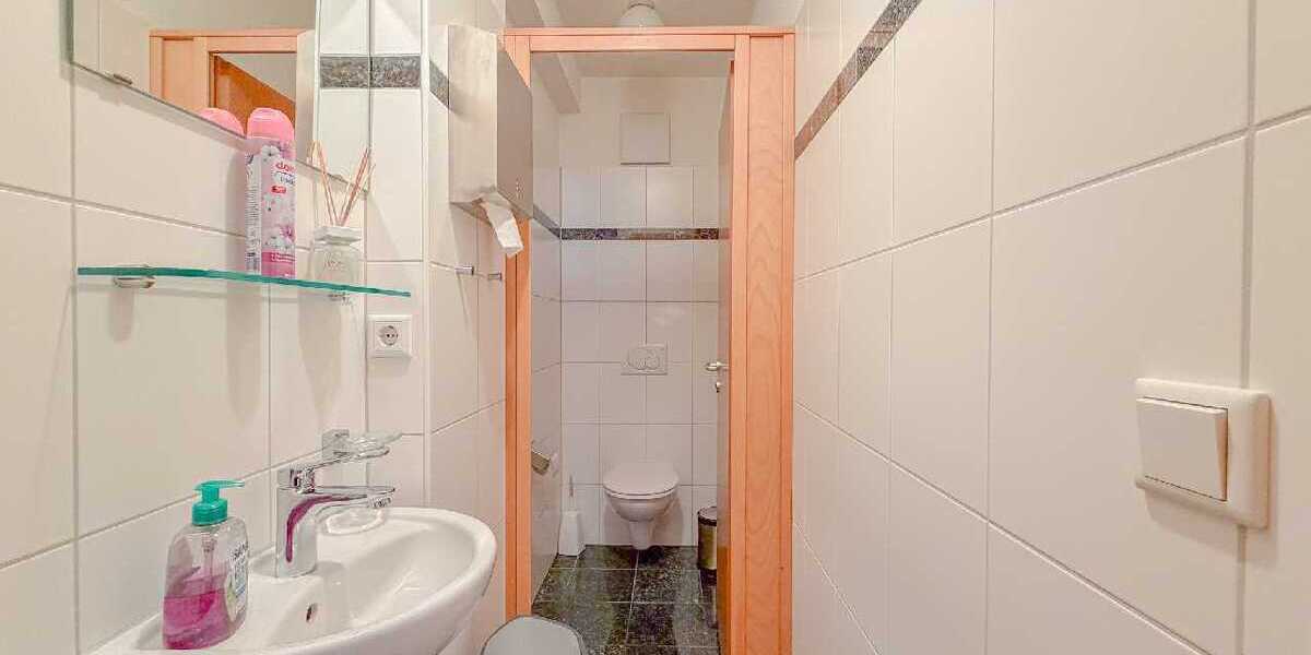 Gewerbeobjekt Ratingen Zentrum - 6 Zimmer, 101 m&sup2;, 1.160&euro; | Angebot:26343717