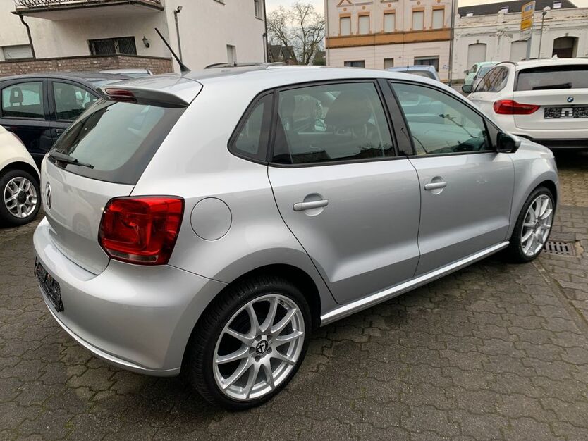 VW Polo 109.000 km 6.980 € Moers 47443